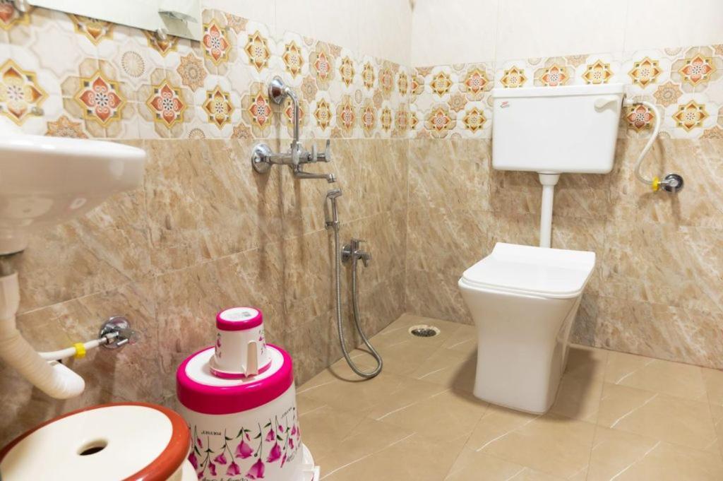 Hotel Mangozzz Magical World Panvel Exterior foto